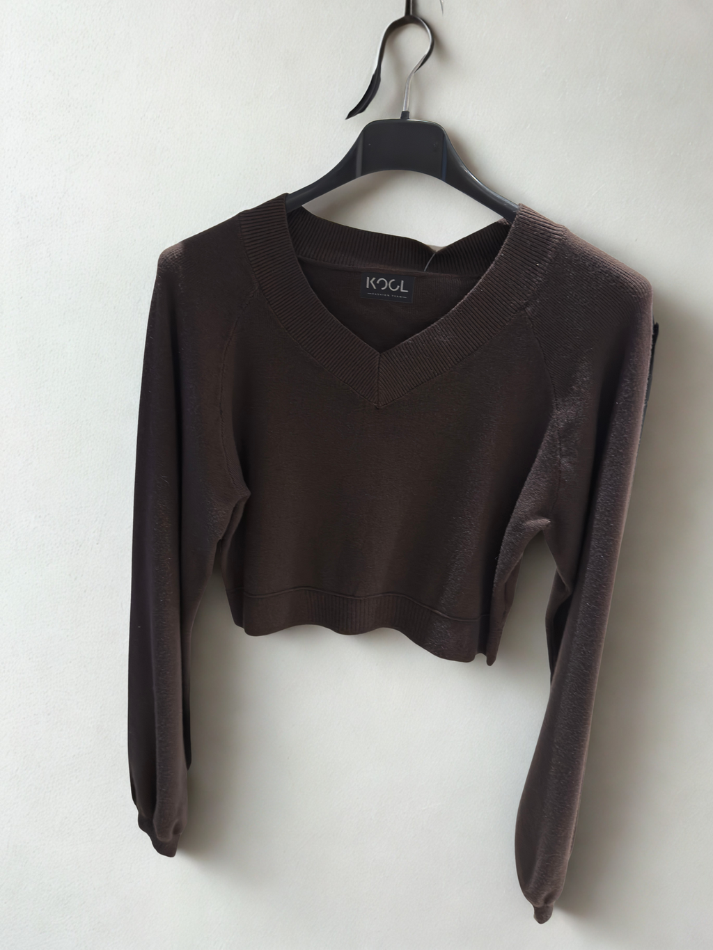 Sweat Malha Decote V Manga Comprida – Confortável e Versátil