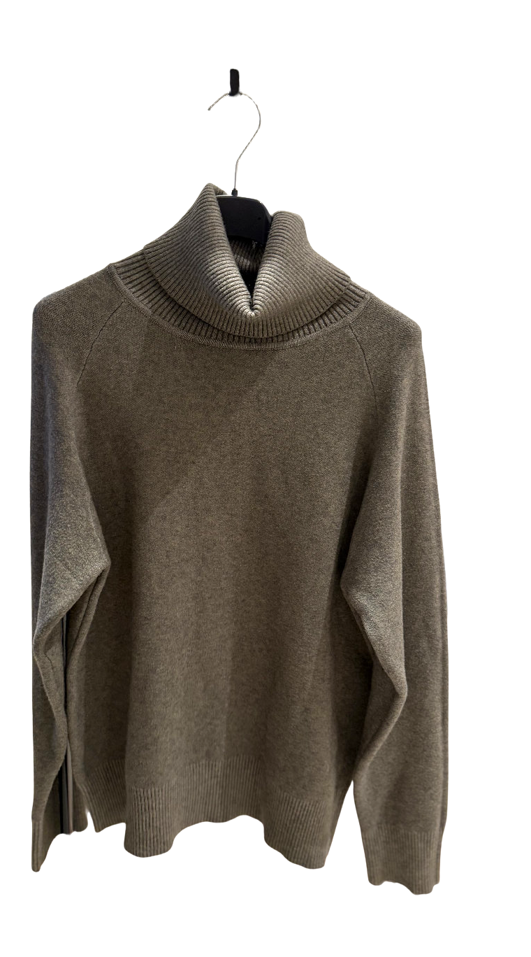 Camisola Malha Gola Alta Bege – Suave e Elegante