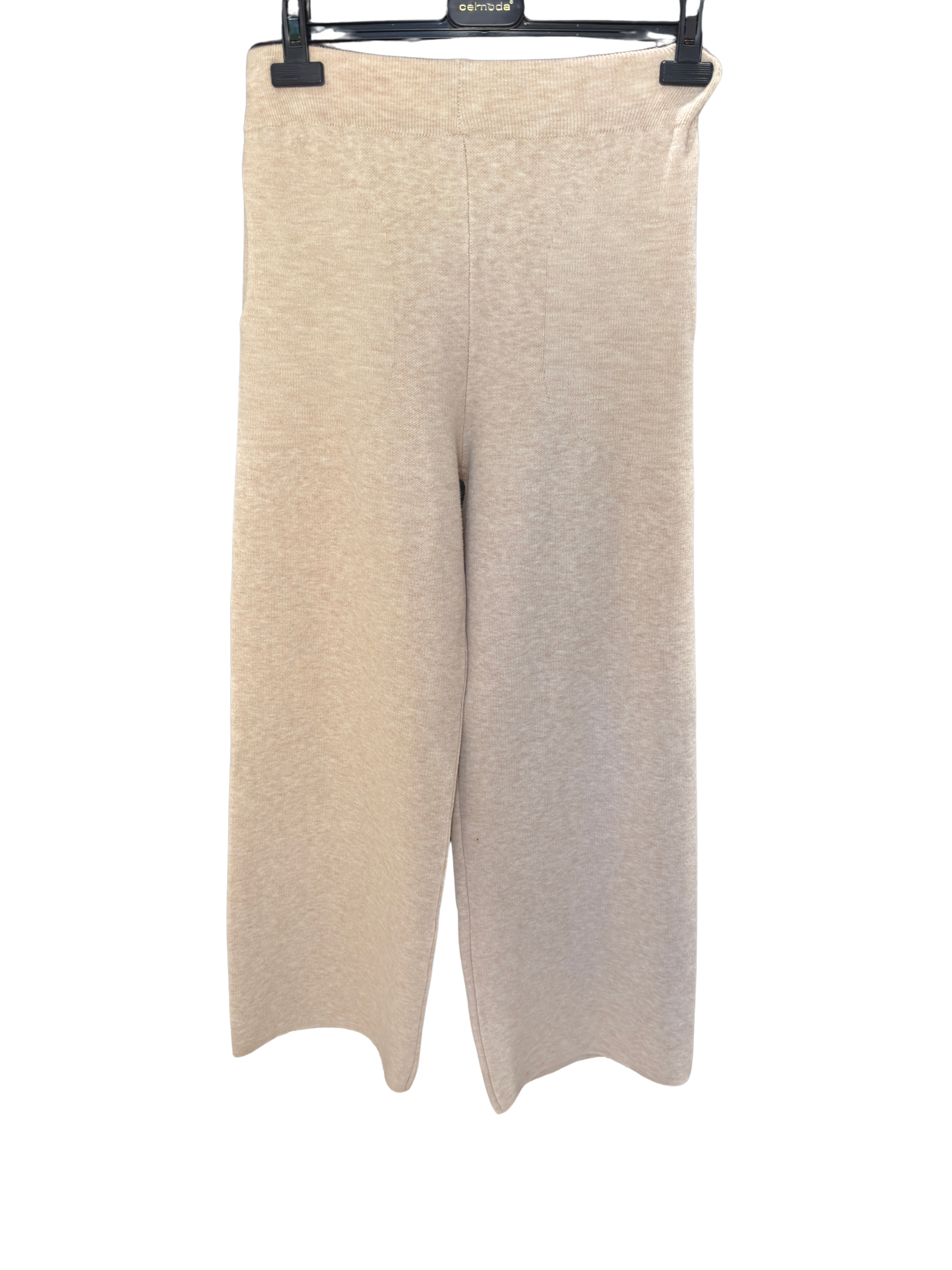 Conjunto 3 Peças Bege – Casaco, Colete e Calças