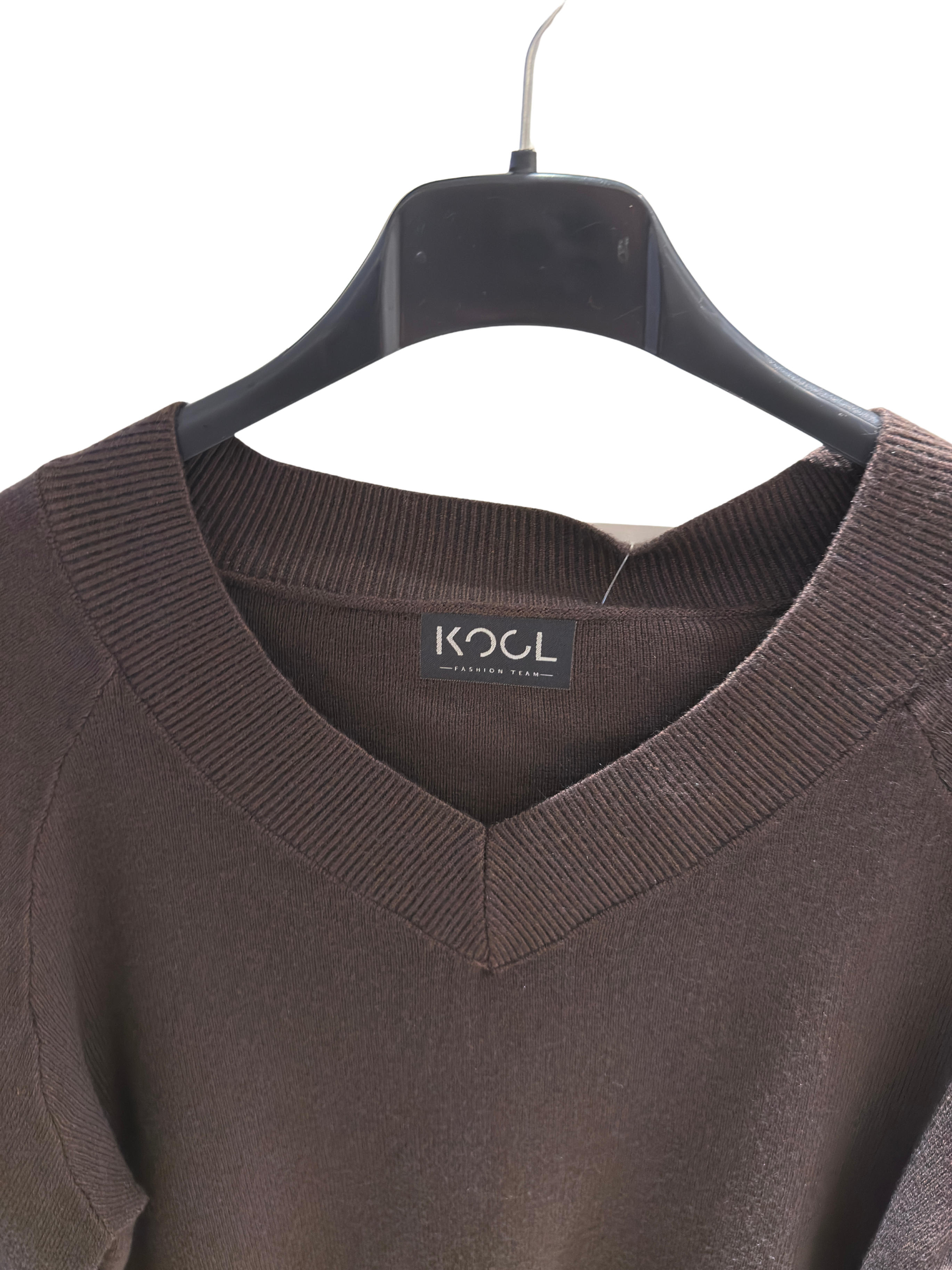 Sweat Malha Decote V Manga Comprida – Confortável e Versátil